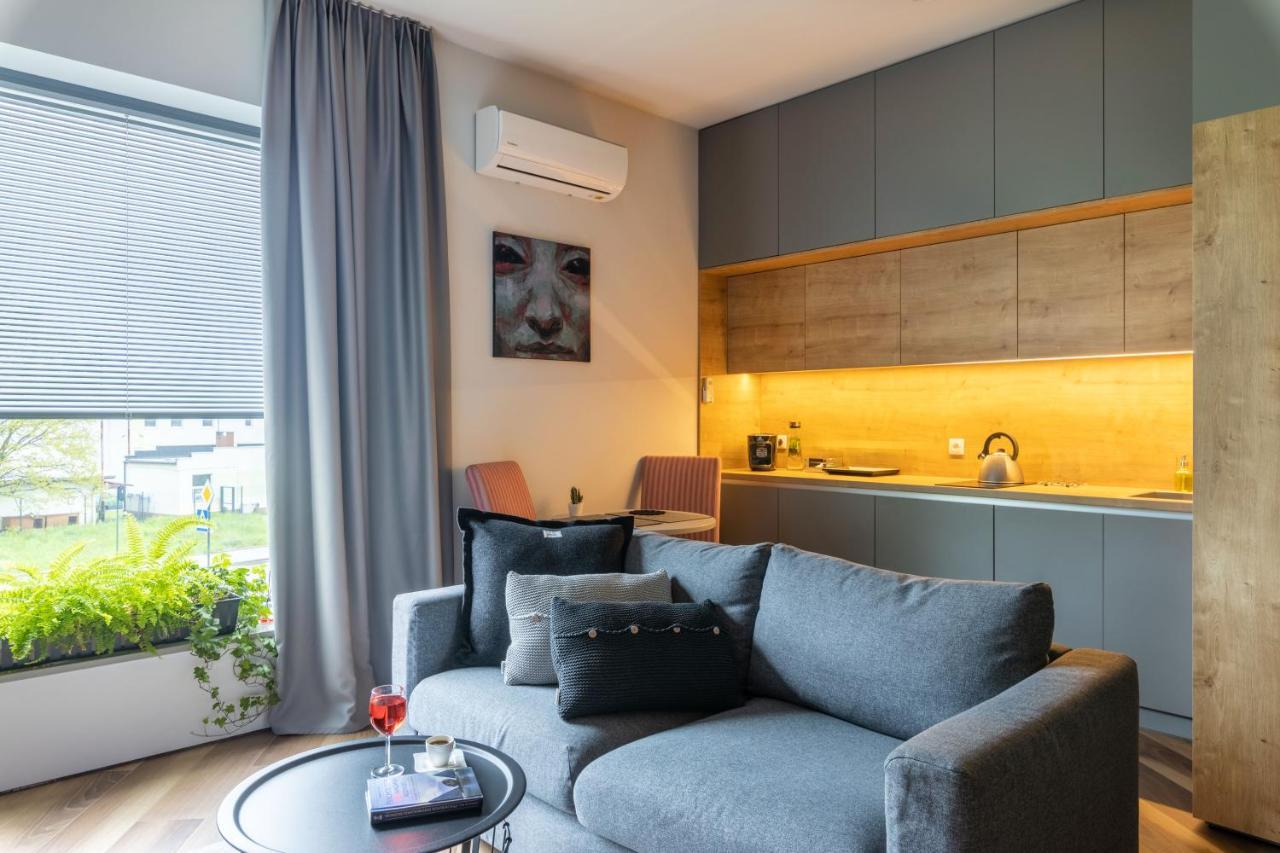 Bast 98 Klimatyzacja Apartamenty Ptak Szpital Matki Polki Mandoria Orientarium Hopalupa - Parking Bezplatny Łódź Kültér fotó