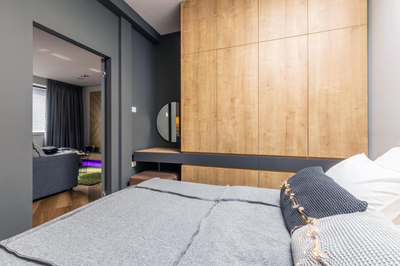 Bast 98 Klimatyzacja Apartamenty Ptak Szpital Matki Polki Mandoria Orientarium Hopalupa - Parking Bezplatny Łódź Kültér fotó